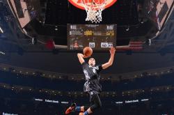 开云体育平台APP-唯一见证，当爱德华兹以一敌万，NBA的新王座已在丹佛的废墟上奠定