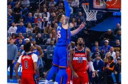 开云在线直播-包含马刺豪取连胜：对决黄蜂必胜之战的词条