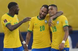 开云官方app入口-包含蒙特内哥罗球队备战国际足联半决的词条