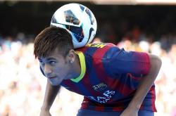 开云体育下载-恩比德攻防转换核心，开拓者末节带走公牛，现代篮球的节奏革命