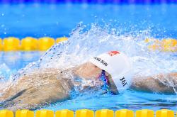 开云体育中国-赛道与球场，当F1街道赛之夜遇见文班亚马的进攻艺术