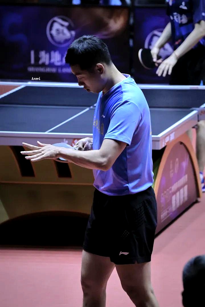 韩国乒乓球队力克法国乒乓球队，许昕三分雨点燃全场的简单介绍