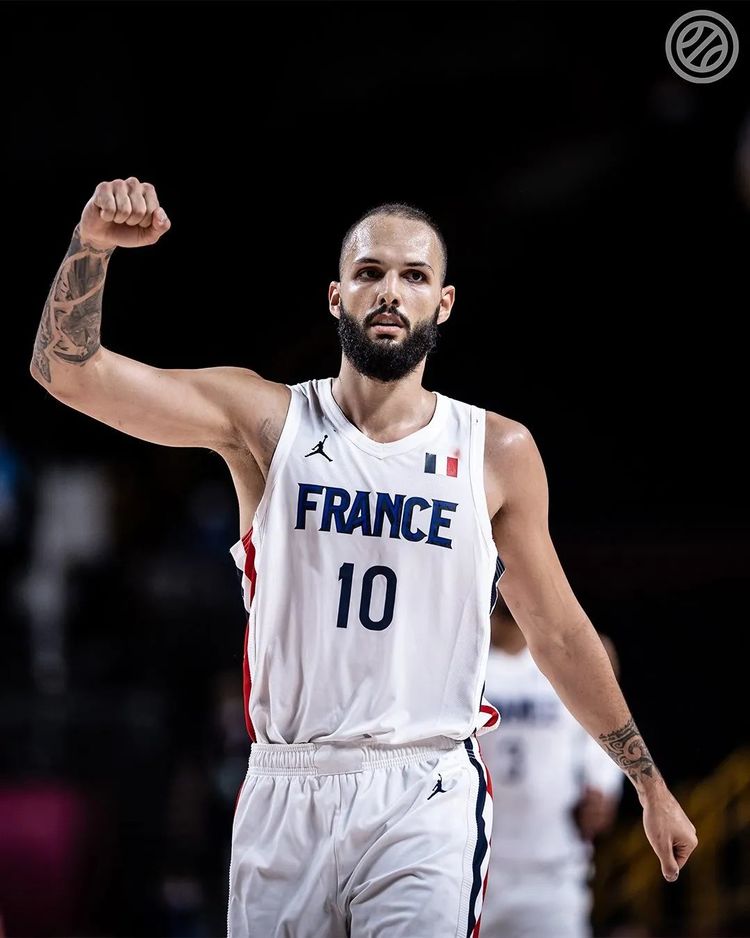 法国队绝杀中国队，辛杜关键制胜