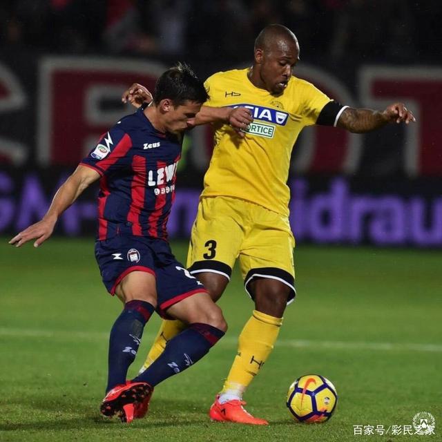 包含克罗托内客场逆袭获胜，保级前途渺茫的词条