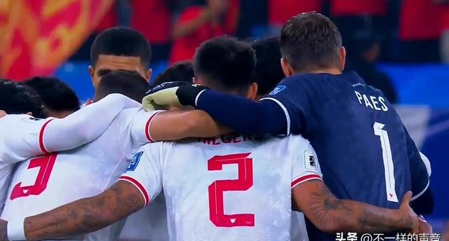 亚洲足球擂台对决惊险多变场景