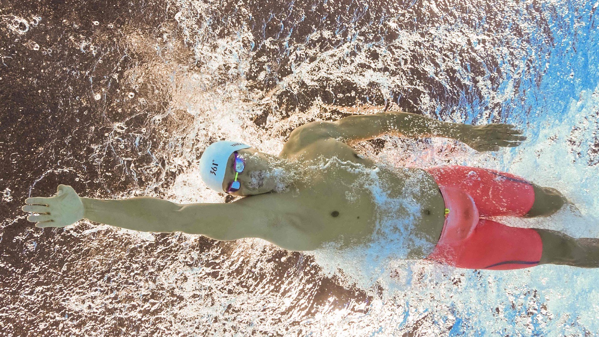 当北欧风暴席卷波斯湾，伊萨克如何以唯一性姿态彻底撕裂卡塔尔防线