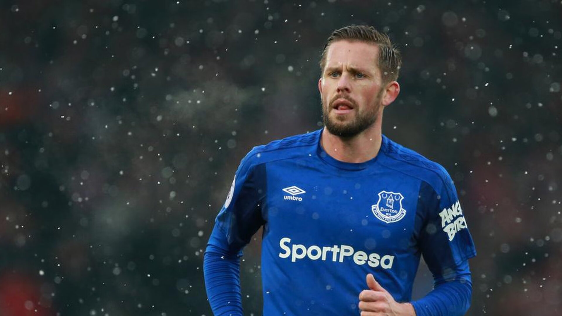 西甲国家德比之夜，戈麦斯带动全队节奏，谱写绿茵交响诗